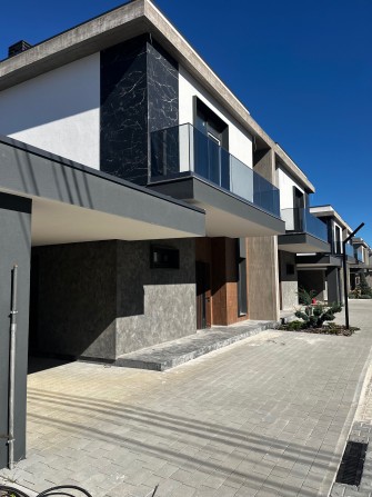 Продаж котеджу у с.Конопниця КМ Stone Village - фото 1