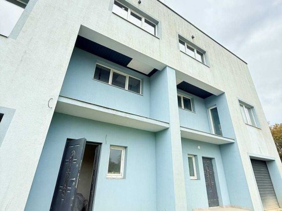 Продаж Котеджу в с. Конопниця Конопниця