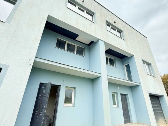 Продаж Котеджу в с. Конопниця Конопниця