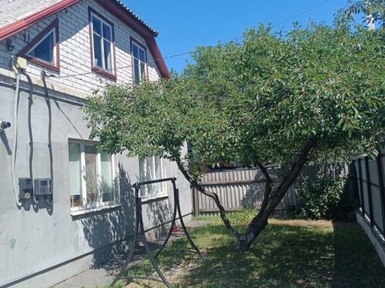 ЧУДОВИЙ будинок,можна по Є-відновленню КОД:21770 Полтава