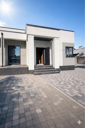 Котедж біля Поліклініки №3 - фото 1