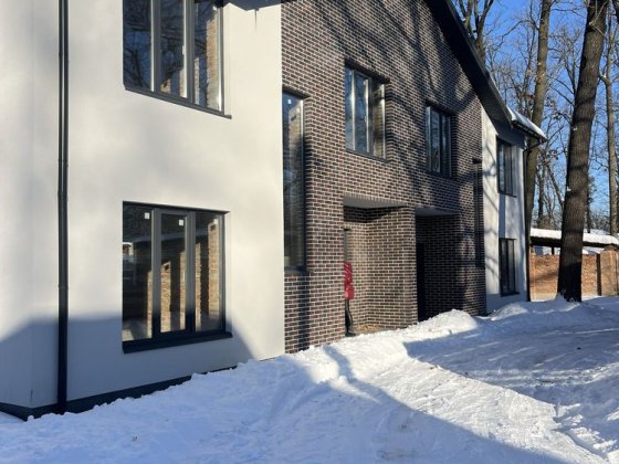 Дуплекс / Дом в центре Бучи Буча