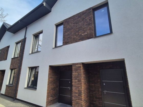 Таунхаус поряд  з парком Правика. Ирпень