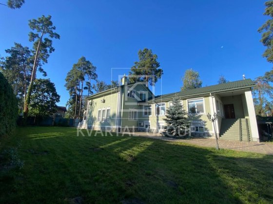 Будинок з ремонтом, сауна, басейн. Буча