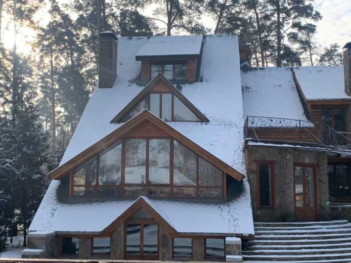 Розкішний маєток  в елітній лісовій Бучі з басейном та 0.45 га землі - фото 1