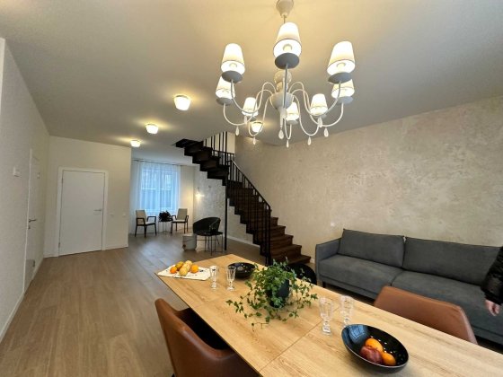 Неймовірний по красі та надійний по ремонту дуплекс в Лісовій Бучі Буча