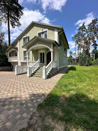 Будинок з підвалом басейном,сауною та двома гаражами готовий до життя! - фото 1