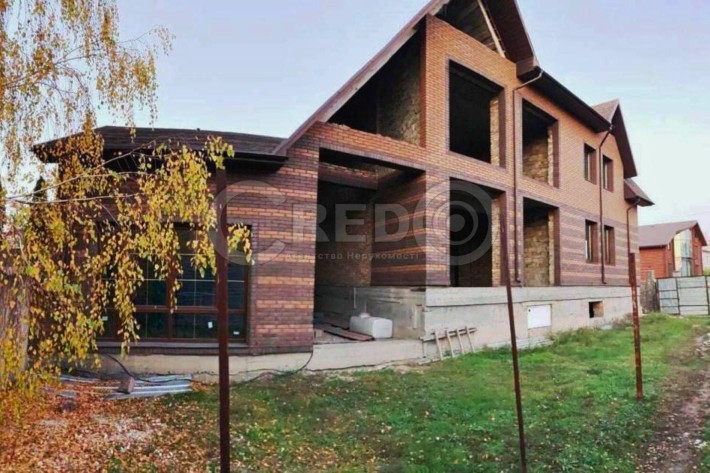 Продаж 2-х пов. будинку, 275 кв.м. вул. Цементників - фото 1