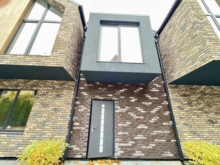 Таунхаус в центрі міста | Ірпінь | 89  кв.м , 2 спальні - фото 1