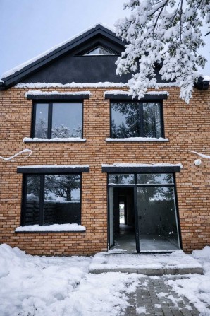 Таунхаус 111 м² + мансарда 62,8 м² | Стоянка-2, Ірпінь | 88 000 $ - фото 1