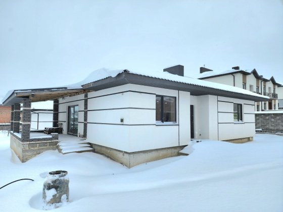 Продам будинок в Рівному з внутрішніми роботами! Рівне