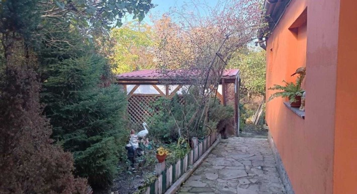 Будинок з ремонтом Газове опалення 12 соток землі - фото 1