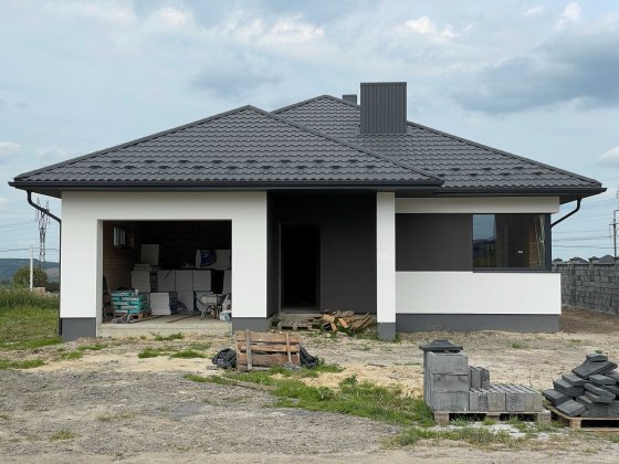 Продам будинок з гаражем. Газифікований. 130м². 7сот. Луцьке кільце Ровно