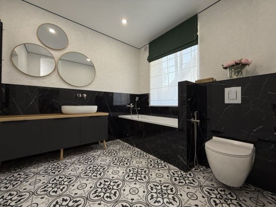 Сучасний Дуплекс з новим ремонтом біля Отаманши. Лісова Буча Буча