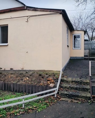 Продаж Частина будинку в Місті - фото 1