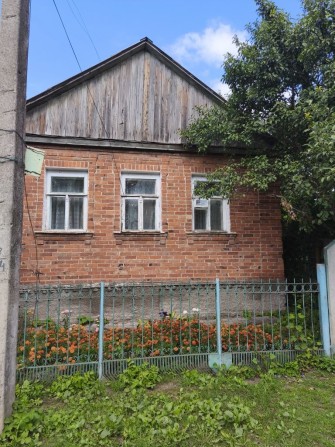 Продаж будинку. Роменская. - фото 1