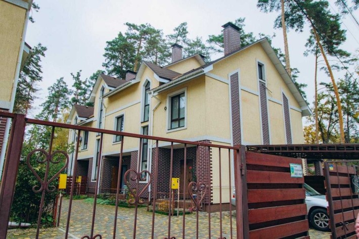 БЕЗ КОМІСІЇ, таун з РЕМОНТОМ, Сертифікат ТАК, Центральний парк - фото 1