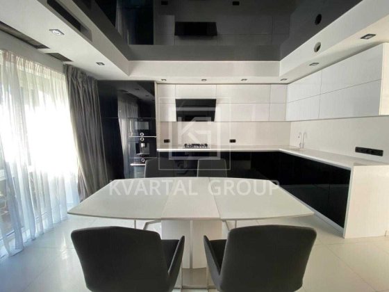 Двоповерховий будинок 400м2! МІНІМАЛЬНЕ оф! Ділянка 12 соток! Буча