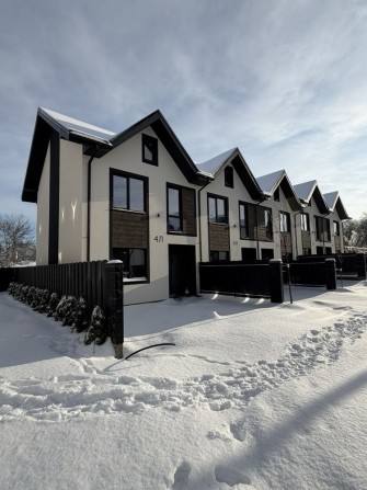 Таунхаус біля парку - фото 1