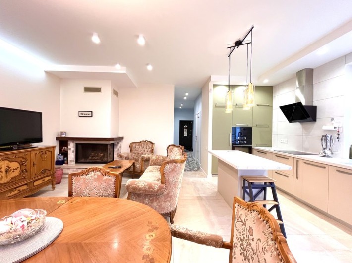 Будинок/ Дуплекс з ремонтом. Район гуманітарного інституту. Буча - фото 1