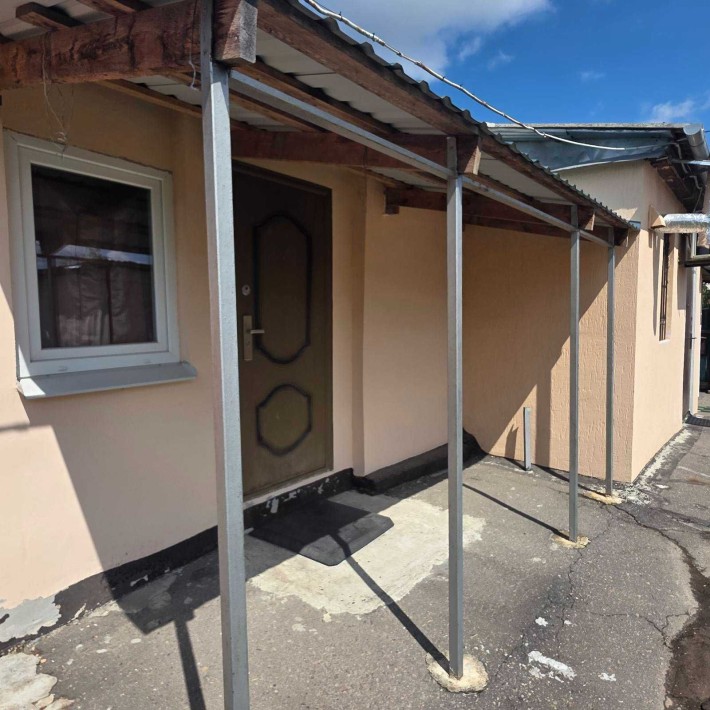 Продам частину будинку , район магазину Океан - фото 1