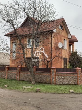 Продаж будинку на Карачунах - фото 1