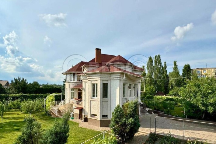 Продаж будинку, 420 кв.м., район «Світанок» - фото 1