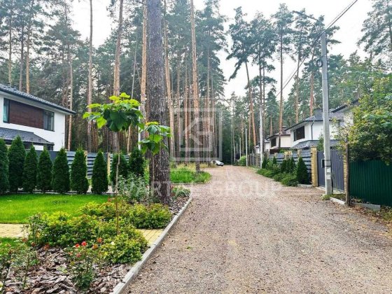 Продам БУДИНОК з срубу з БАНЕЮ!Котеджне містечко в предмісті Києва Буча