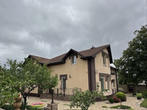 Продається просторий будинок з ландшафтною ділянкою|10 соток|266,6м2 Кривий Ріг