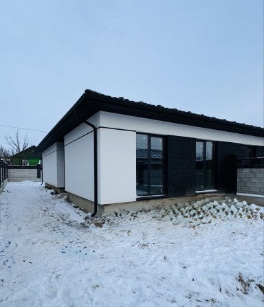 Продам одноповерховий двоян за вигідною ціною - фото 1