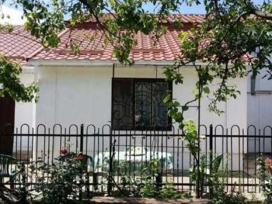 Продається 1/2 будинку в районі Авіамістечка Полтава