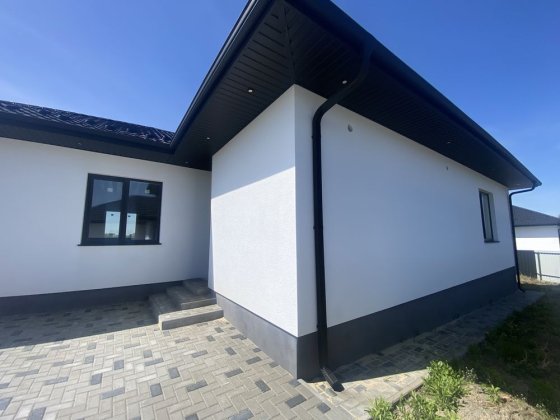 Продаж будинку за Зоопарком Ровно