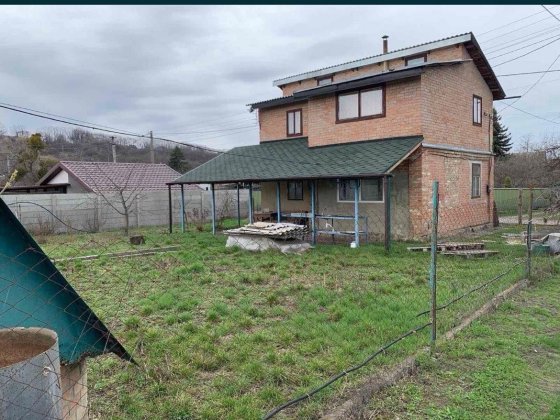 Дача на Вороніна в гарному стані Полтава