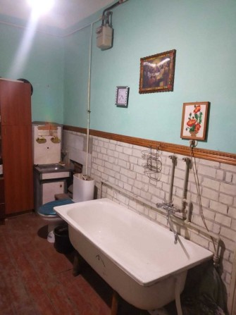 Здається КВ поблизу центру з усіма зручностями. - фото 1