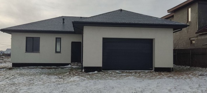 Новий сучасний будинок у Фонтанці - фото 1