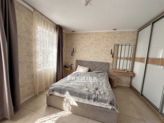 Будинок з сучасним ремонтом в Крижанівці. АГВ. Море поруч