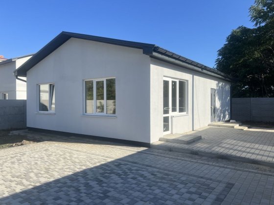 Продам дом в Фонтанке с 25ти метровым фасадом участка. Одноэтажный Фонтанка