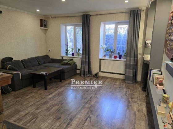 Продам будинок у Крижанівці. Морська сторона.