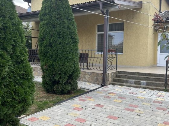 Продам дом . 10сот участок .собственник Фонтанка