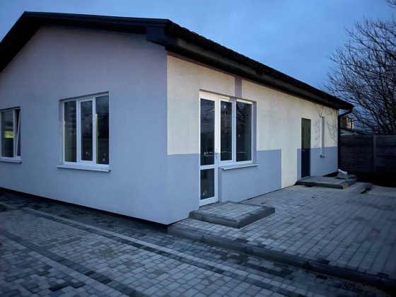 Сучасний одноповерховий будинок для комфортного життя! Фонтанка
