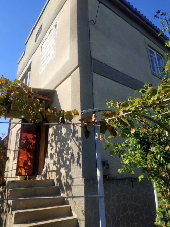 Продажа дома капитальной постройки цена 45т - фото 1