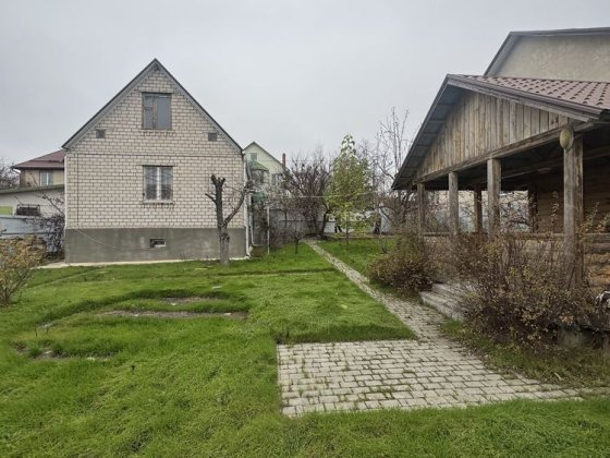 Продается будинок у передмісти