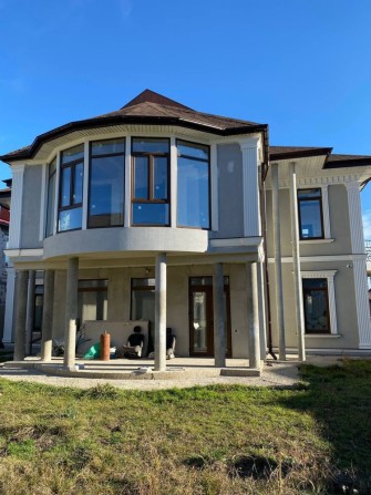 Червоный Хутор, 8 соток, 350 м2. Качесвенный семейный дом! - фото 1