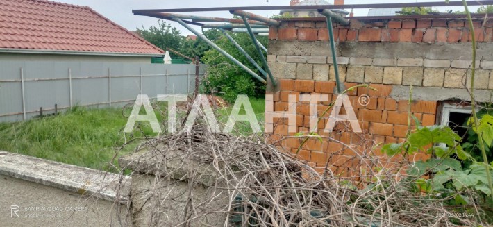 Коробка дом с красного кирпича. Близко к трассе. Свет, вода заведены - фото 1