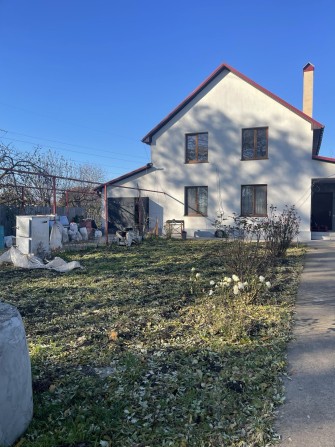 Продам двухэтажный дом - фото 1