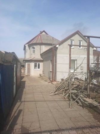 Продам 2-х этажный дом в Нерубайском - фото 1