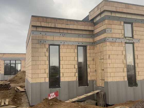 Стильий будинок у розстрочку. Готовність квітень. ПВ-30%