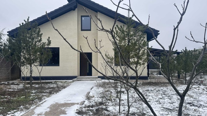 Дом в Лесках на участке 8,5 соток - фото 1