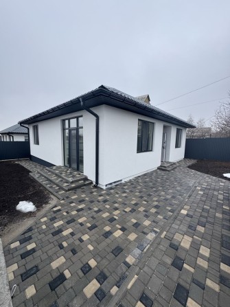 Продам новый дом в Нерубайском - фото 1