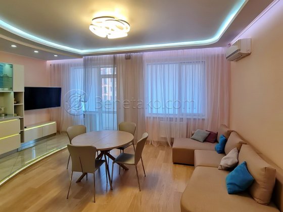 Просторная квартира с бесперебойным питанием и паркоместом. Одесса